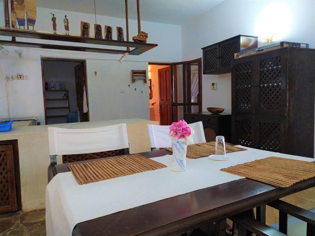 Karibuni Jeds Villas 85 & 86 Mambrui Exterior foto